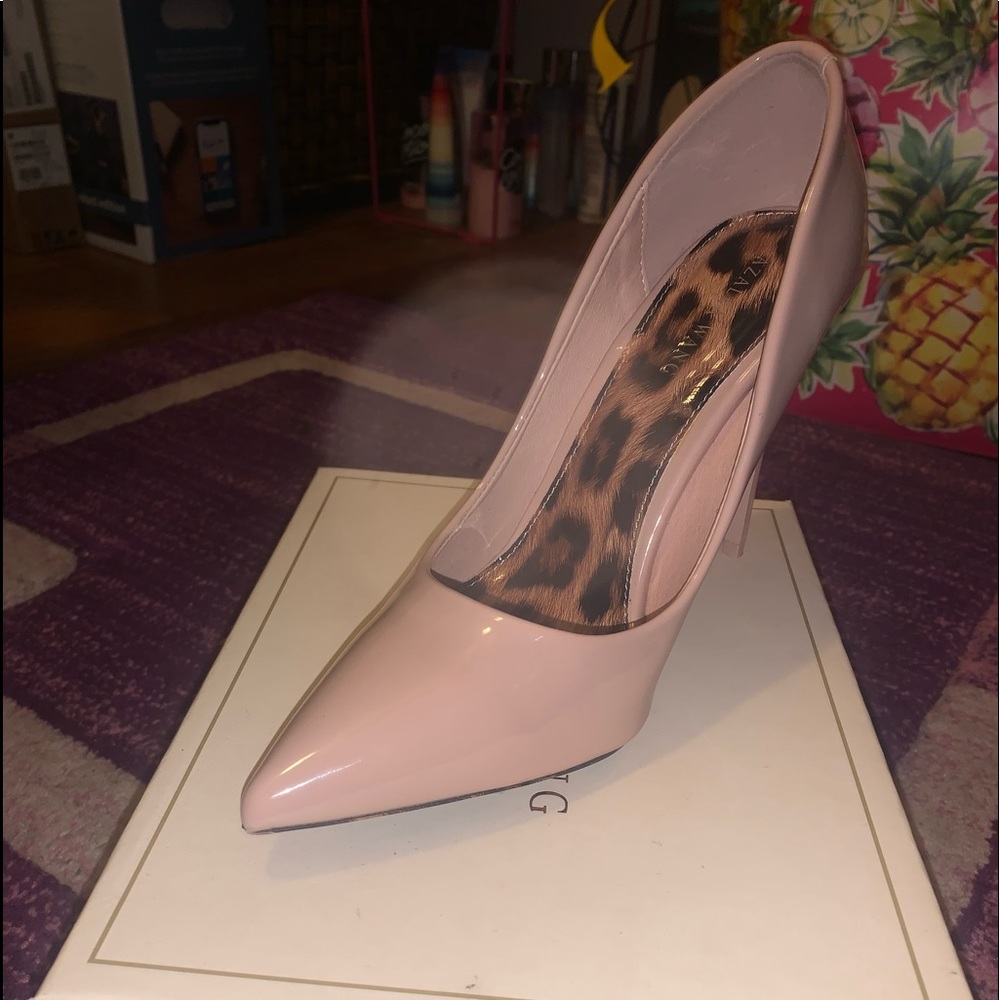 Azalea wang pumps 4inchs